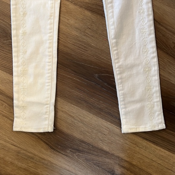 💢SOLD💢Levi’s 311 shaping skinny jeans - Picture 4 of 6